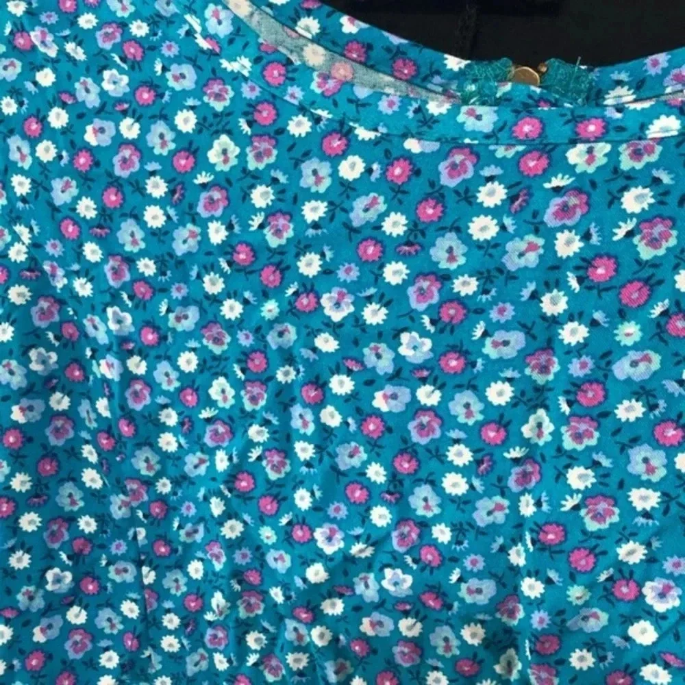 NWT Mudd Blue floral print dress